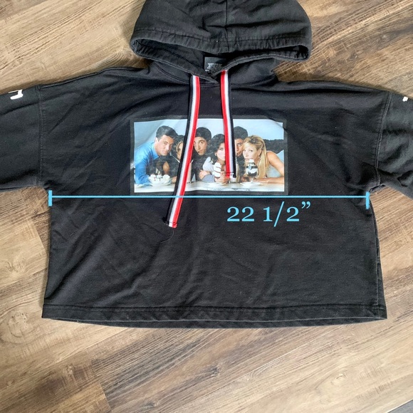 Friends Crop Top | Target - Picture 3 of 4